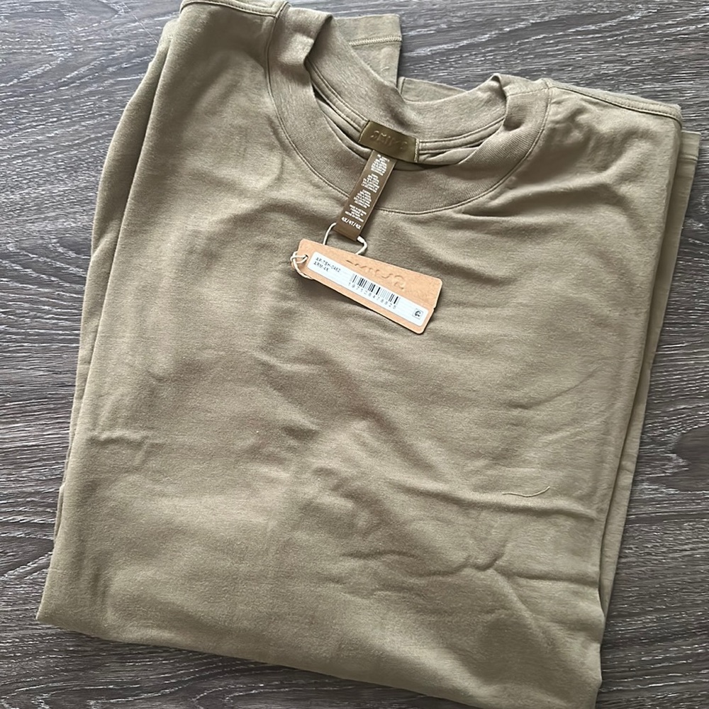 SKIMS boyfriend Tee